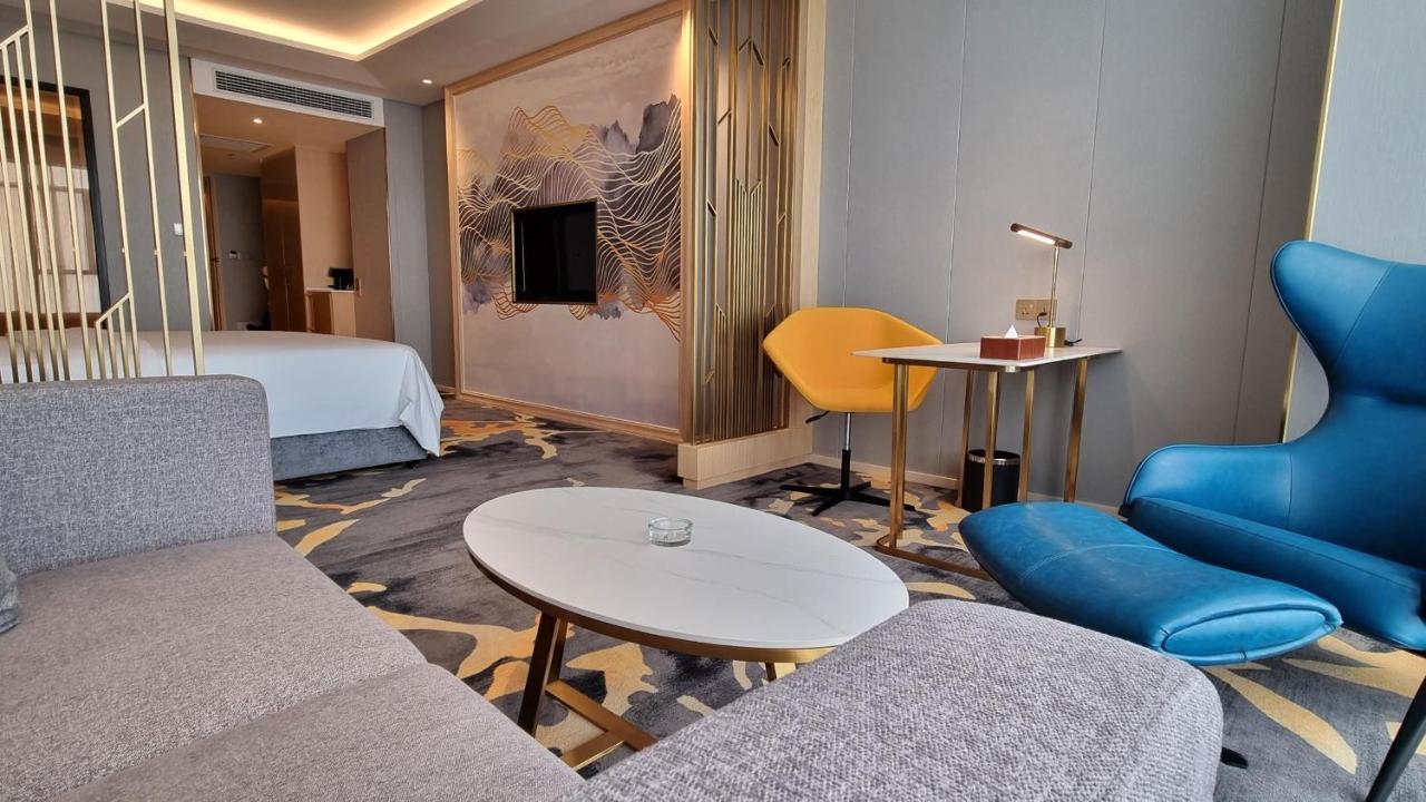 Won Majestic Hotel Cambodia Сиануквиль Экстерьер фото